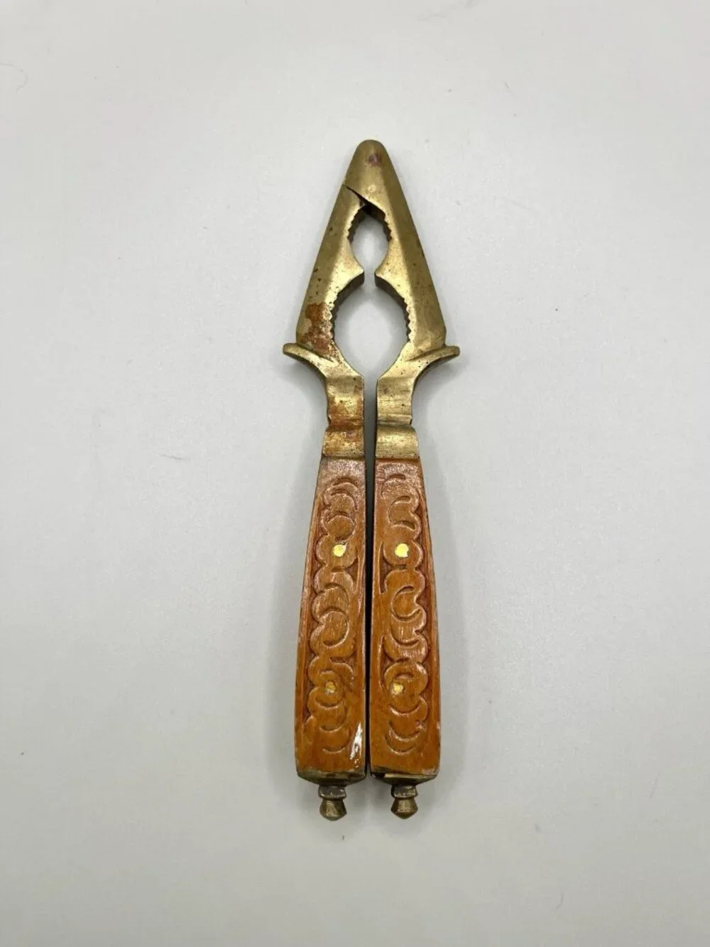 VTG Brass & Carved Wood Nutcracker Carved Handle Walnut Colonial Cottage Folk